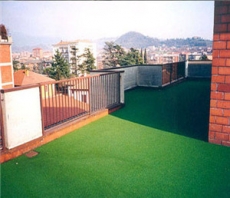 幼儿园楼顶草坪