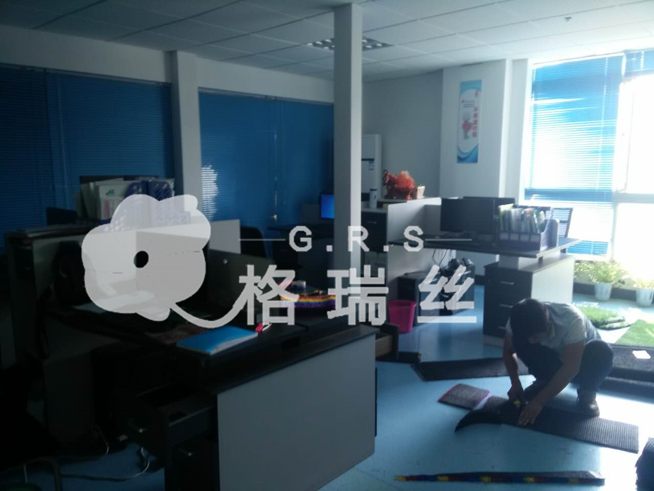 人造草坪公司